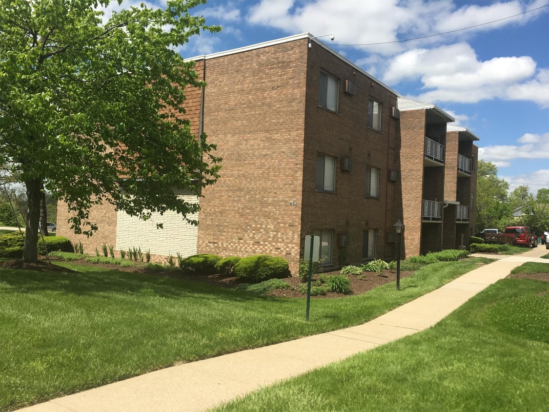 3608 Westwood Northern Blvd, Cheviot, OH 45211 House for Rent in Cheviot, OH