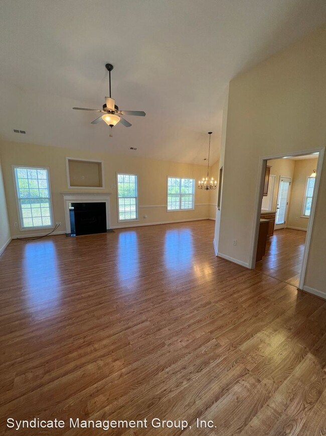 Building Photo - 3 br, 2 bath House - 5115 Duncan Rd.