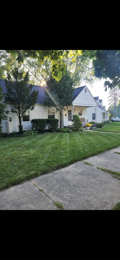 Exterior (Front) - 1861 Philadelphia Ave SE