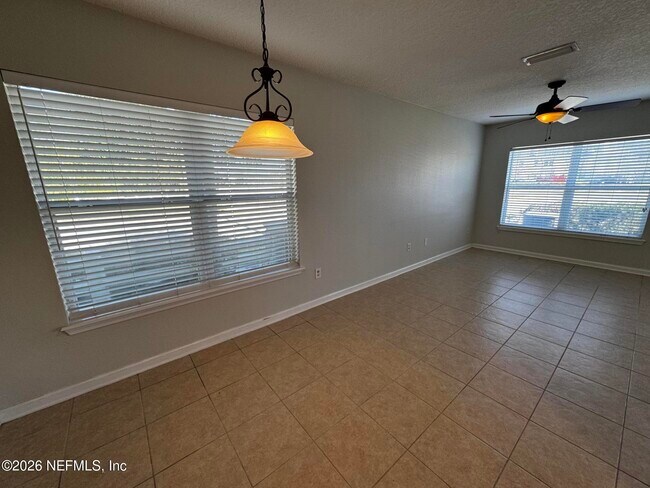 Foto del edificio - 1052 N Black Cherry Dr