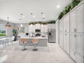 Building Photo - 5857 Whippoorwill Cir
