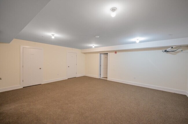Foto del edificio - 273 Gallivan Blvd