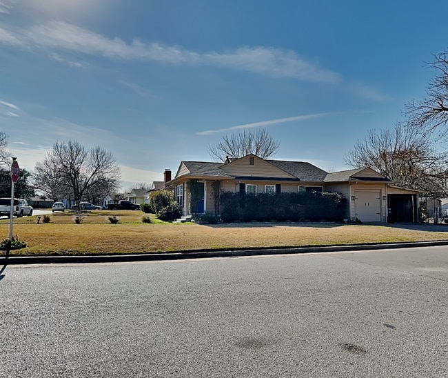 Building Photo - Charming Ridglea West Corner Home with Gourmet Kitchen & Private Backyard Retreat