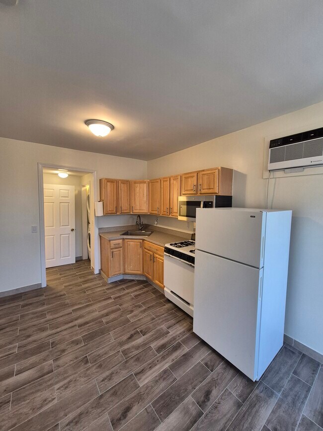 Foto del edificio - 2979 Fairfield Ave