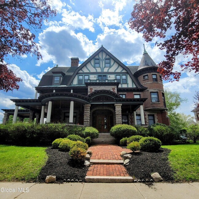 Foto del edificio - 56 Union Ave