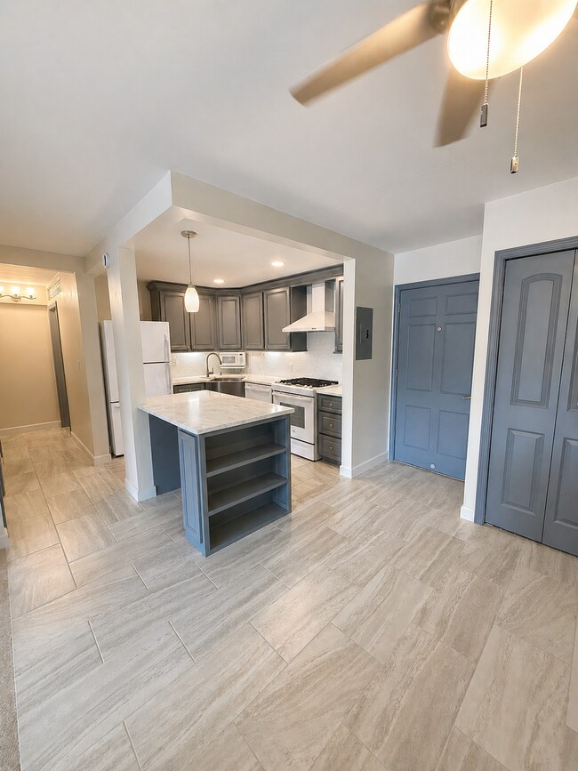 Foto del edificio - 6670 Vernon Ave S