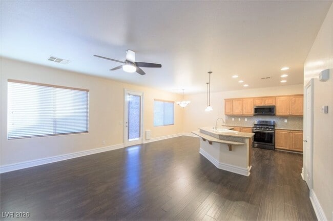 Building Photo - 157 Short Ruff Way