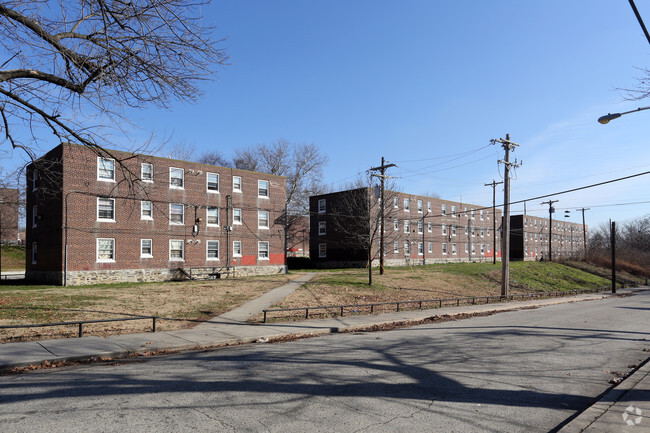 Foto del edificio - Bartram Village