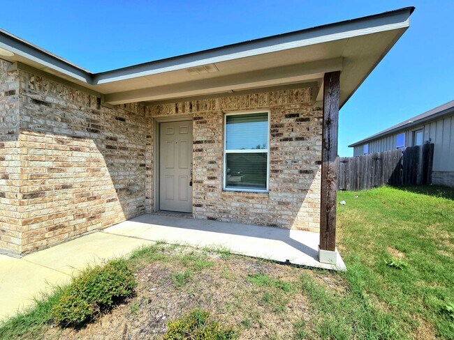 Foto del edificio - AVAILABLE NOW! (SECTION 8 ACCEPTED)