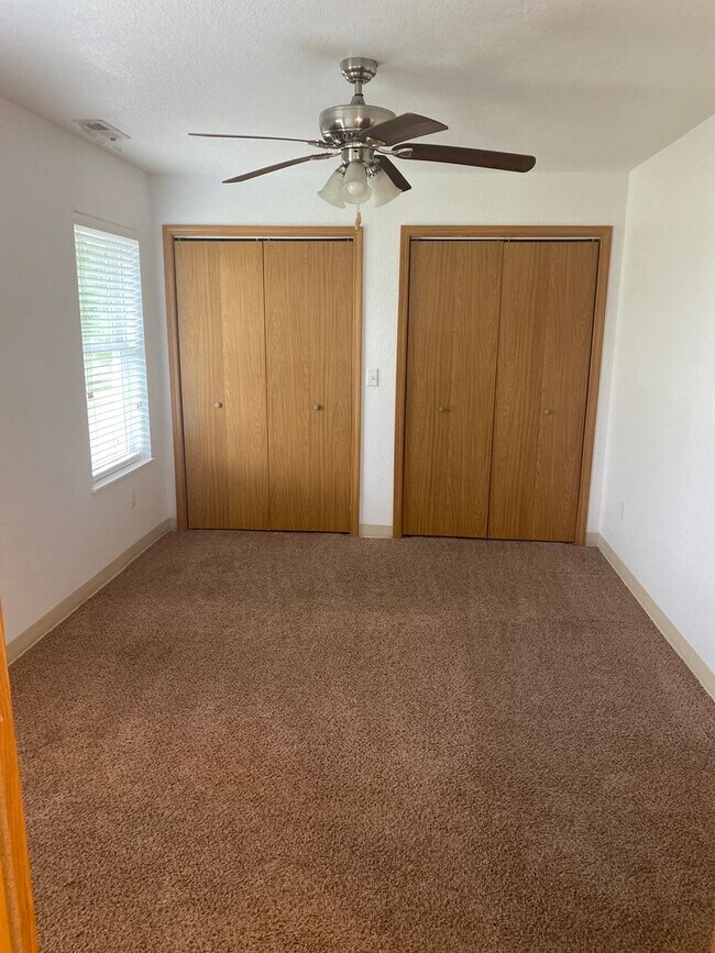 Foto del edificio - 1308 Trojan Rd