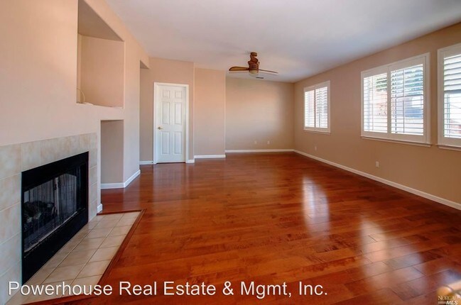 Building Photo - 4 br, 2.5 bath House - 4138 Penny Lane