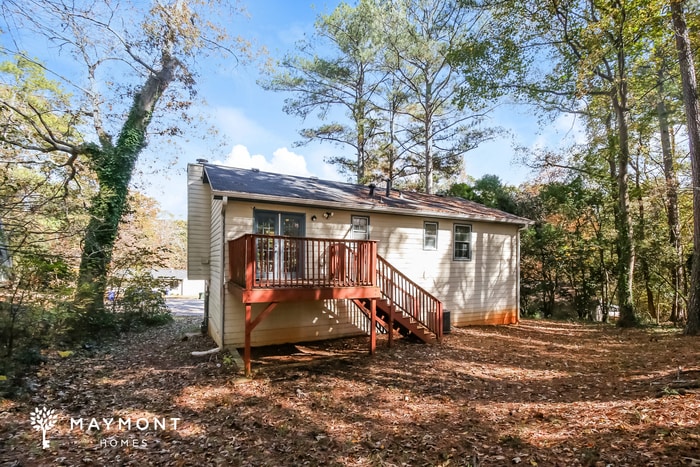 Building Photo - 563 Fawn Ct SE