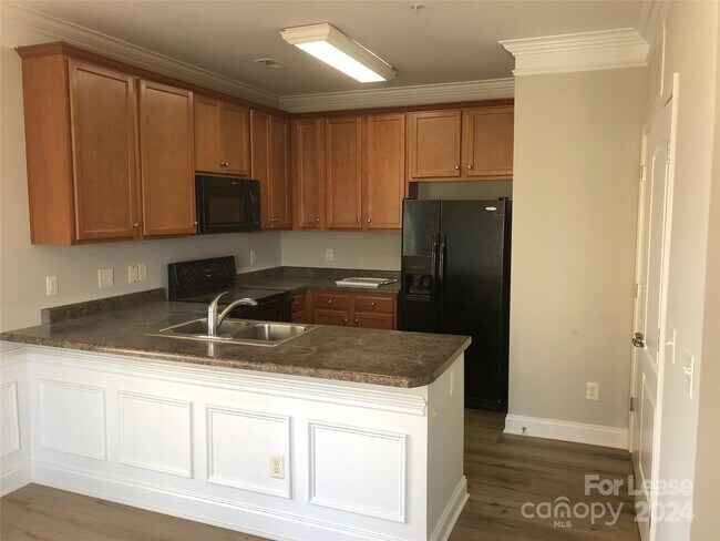 Building Photo - 105 Singleton Rd