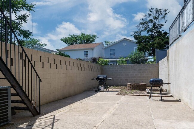 Foto del edificio - 433 Pacific Ave