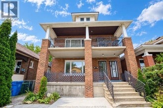 Building Photo - 1349 Goyeau St
