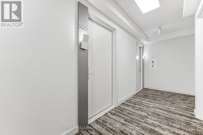 Building Photo - 30 Samuel Wood Wy