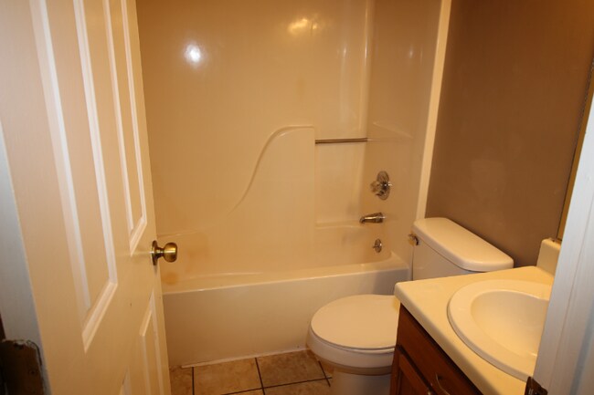 Foto del edificio - 6008 Southcrest Dr