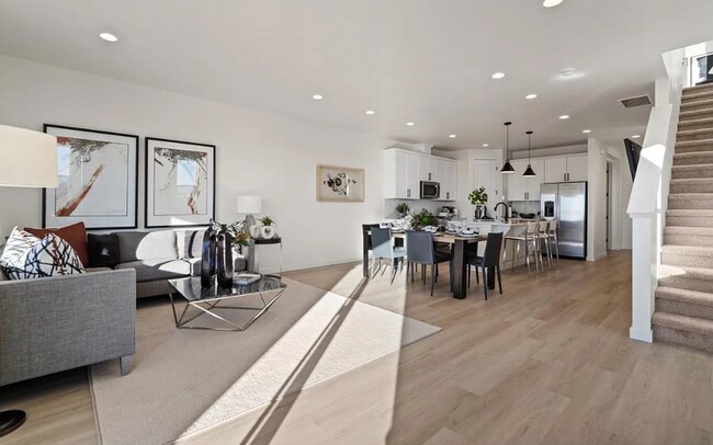 Foto del edificio - BRAND NEW Spacious 3 Bed 2.5 Bath + Office Townhouse