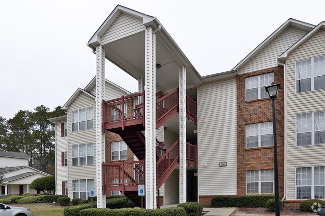 Building Photo - Summer Crest Apartments