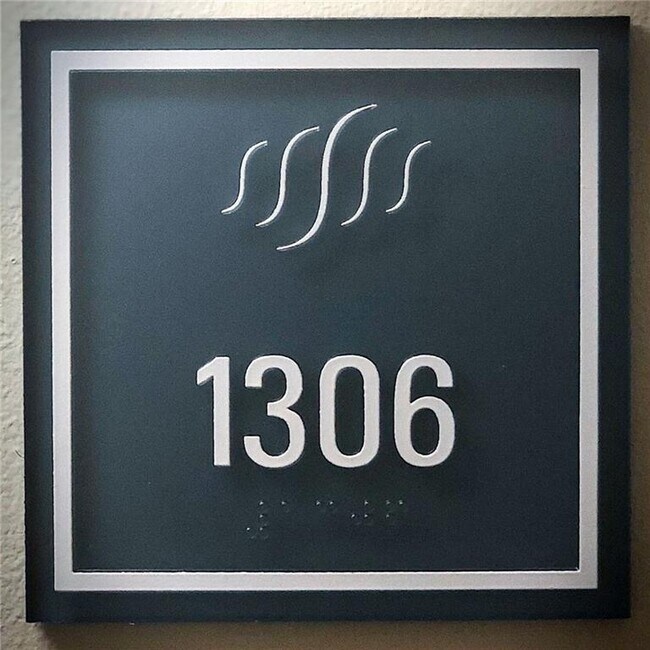 Foto del edificio - 300 Bowie St