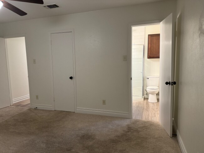 Foto del edificio - 1302 Blueridge Pkwy