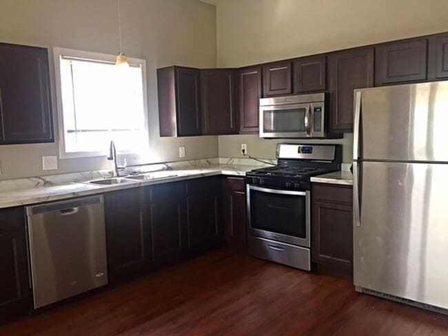 Recently Remodeled and Efficient 3 Bedroom... - Recently Remodeled and Efficient 3 Bedroom... House