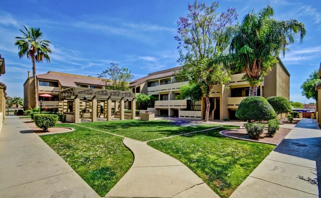 Building Photo - 1331 W Baseline Rd