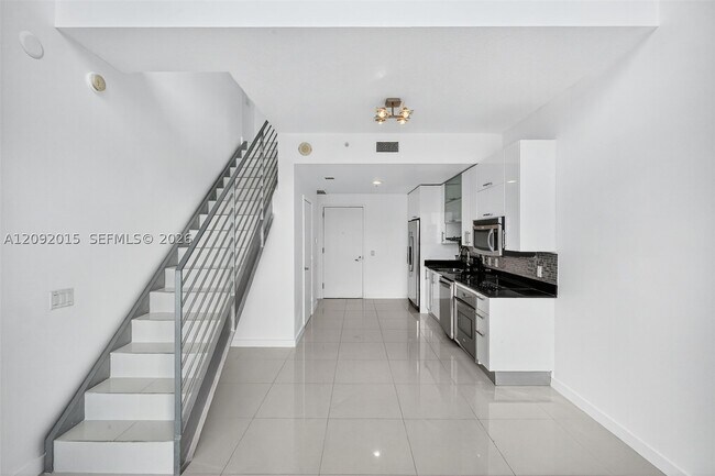 Building Photo - 60 SW 13th St