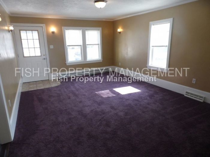 Primary Photo - 2009 Misner Rd