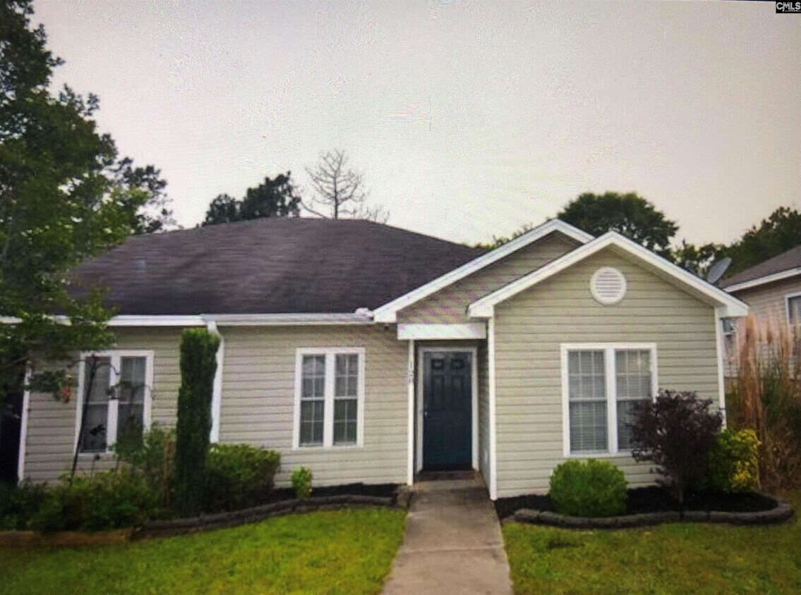 Foto principal - 128 Linville Ct