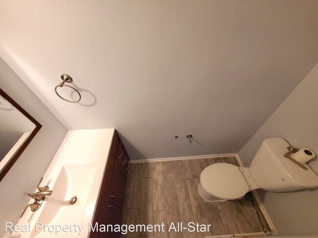 Building Photo - 2 br, 2.5 bath House - 23 Bethany Court