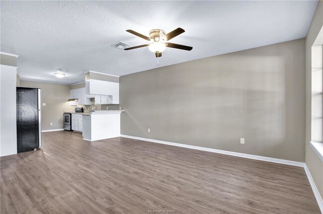 Building Photo - 3917 Olive St