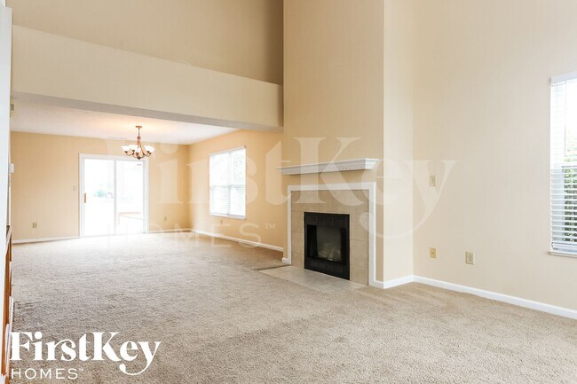 Foto del edificio - 7228 Village Oaks Dr