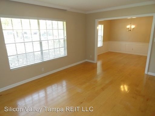Building Photo - 4 br, 3 bath House - 4705 W Melrose Ave