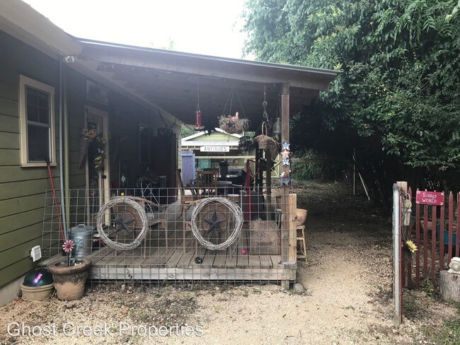 Foto del edificio - 2 br, 2 bath House - 1511 Pecan St