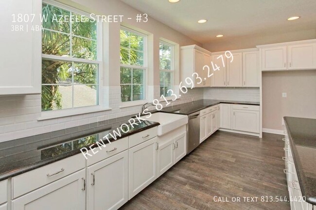 Building Photo - Move in Special! Gorgeous Modern 3/ 3.5 To...