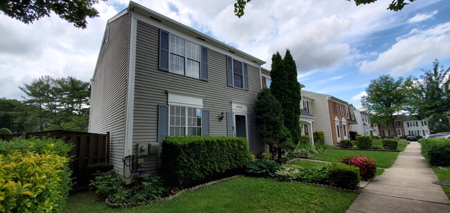 Building Photo - 13022 Country Ridge Dr