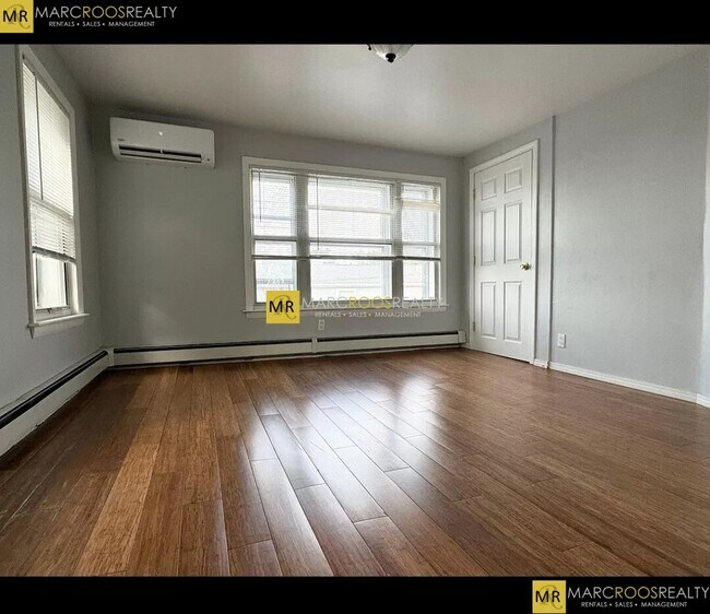 Foto del edificio - 223 Trenton St