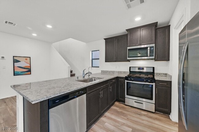 Building Photo - 2212 Langmore St