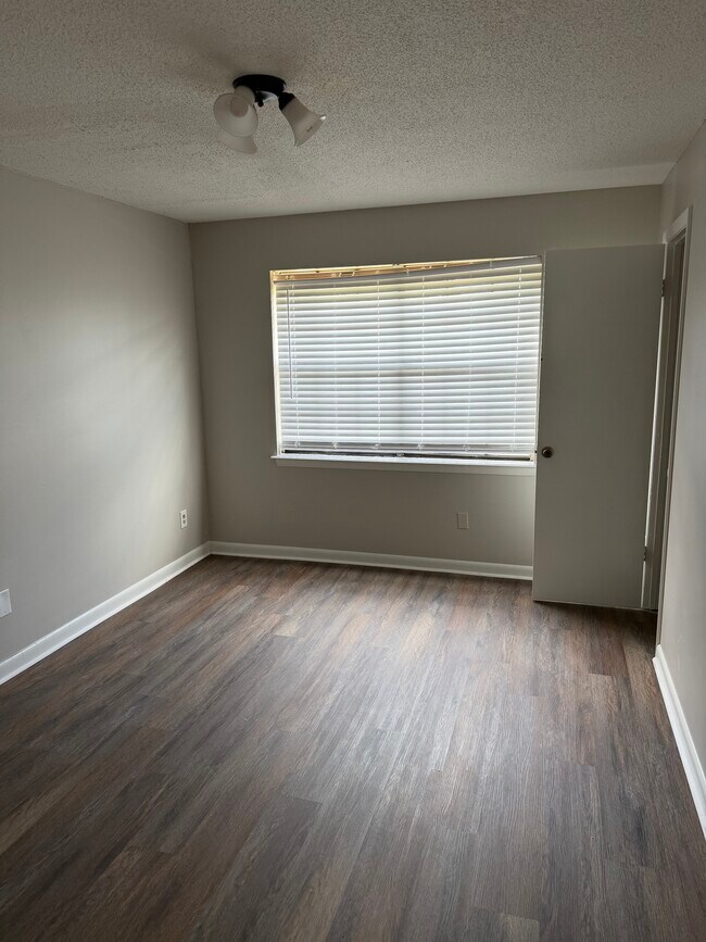 Segundo dormitorio - 2813 31st Ave N