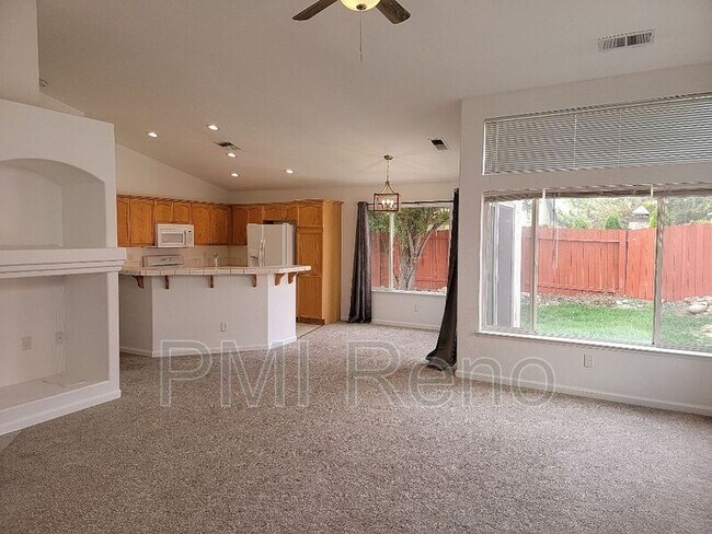 Foto del edificio - 145 Wintercrest Dr