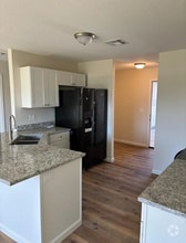 Building Photo - 1136 Harbor Dr
