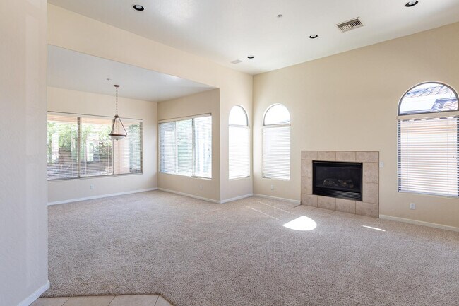 Foto del edificio - 11183 E Beck Ln