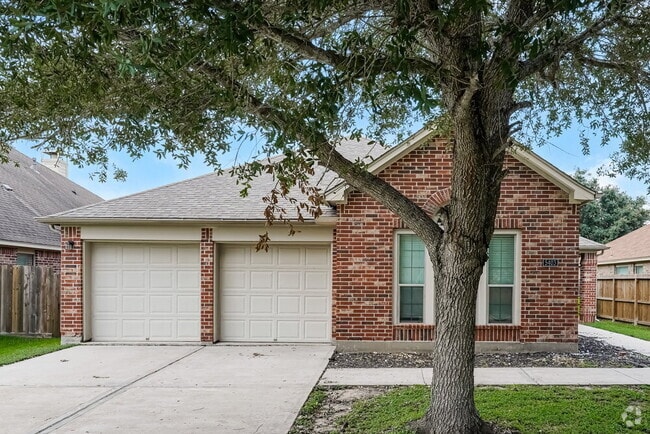 Building Photo - 5403 Belvedere Dr