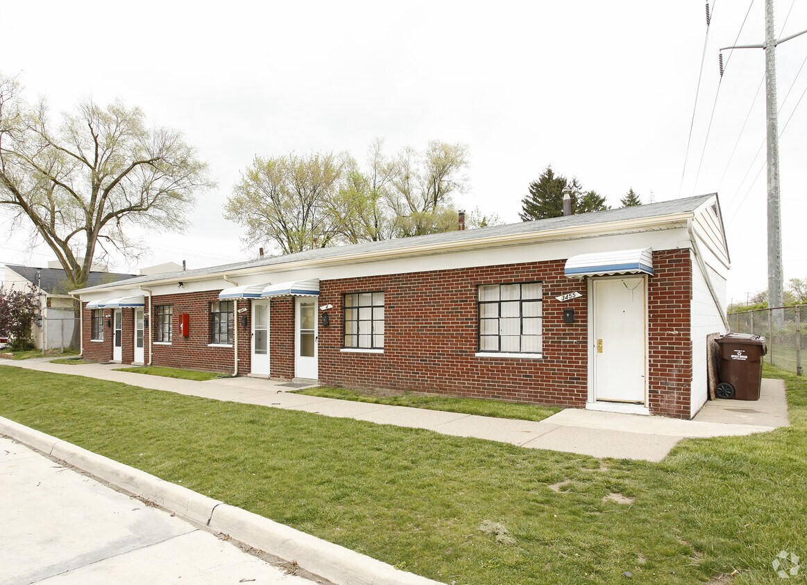 Primary Photo - 3439-3465 Niagara St