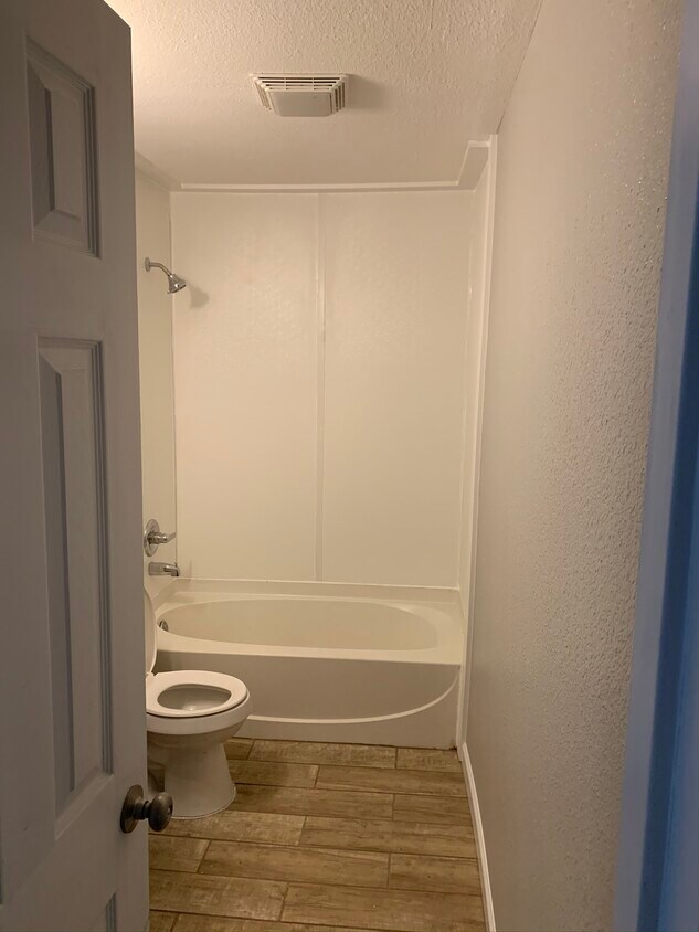 Foto principal - 6554 Quilen Rd