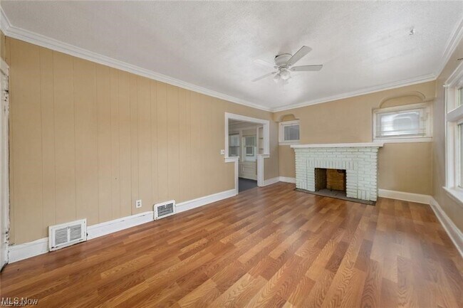 Building Photo - 3776 E 144th St