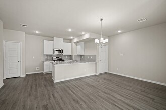 Building Photo - 15008 Alkay St