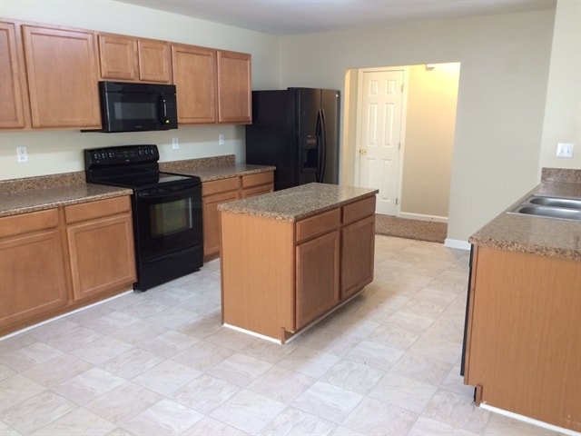 Foto del edificio - 4586 Brimmer Place Drive