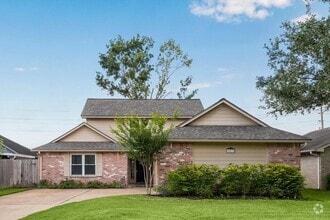 Building Photo - 22831 Rangeview Dr